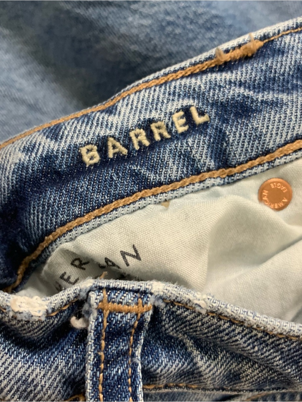 American Eagle women’s blue cotton barrel jeans 4 reg - Picture 7 of 9